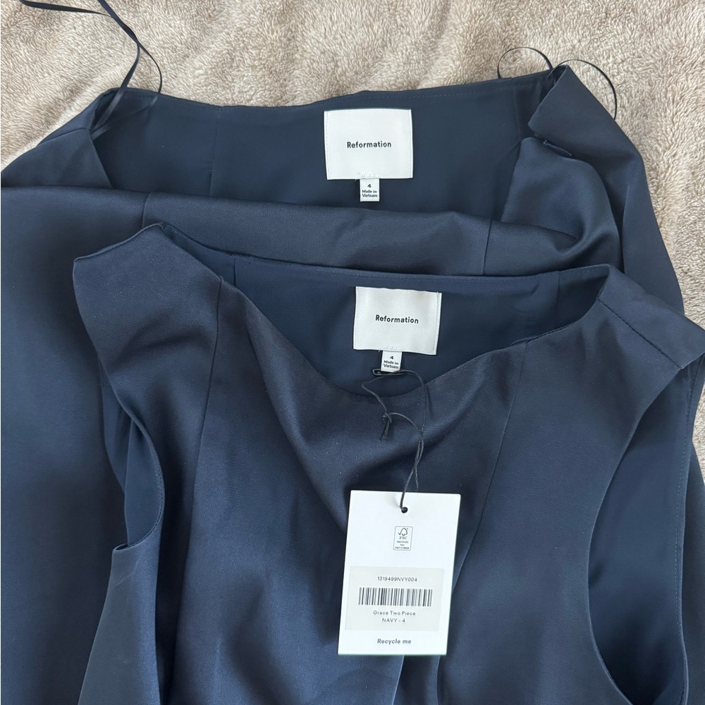 Reformation Grace Two Piece Skirt Set in Navy - Picture 4 of 4
